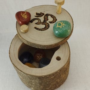 CAJA MADERA PIEDRAS SIETE CHAKRAS